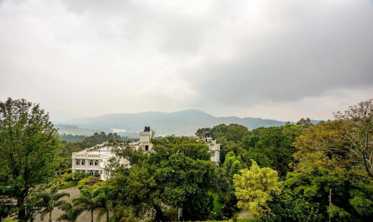 Itsy Hotels Classiyo Munnar Crown Resorts With Balcony